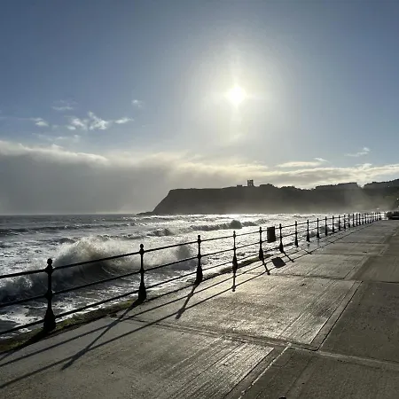 Hébergement de vacances Sandy Collection - 2 Next Door - Part Of The The Bay Village With Pool, Gym And Direct Access, Pub, Restaurant, Tennis And Meadows Walks Filey